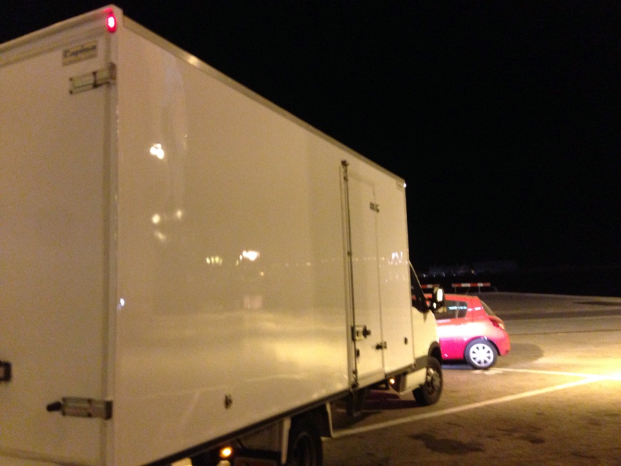 Lateral de mi camión 