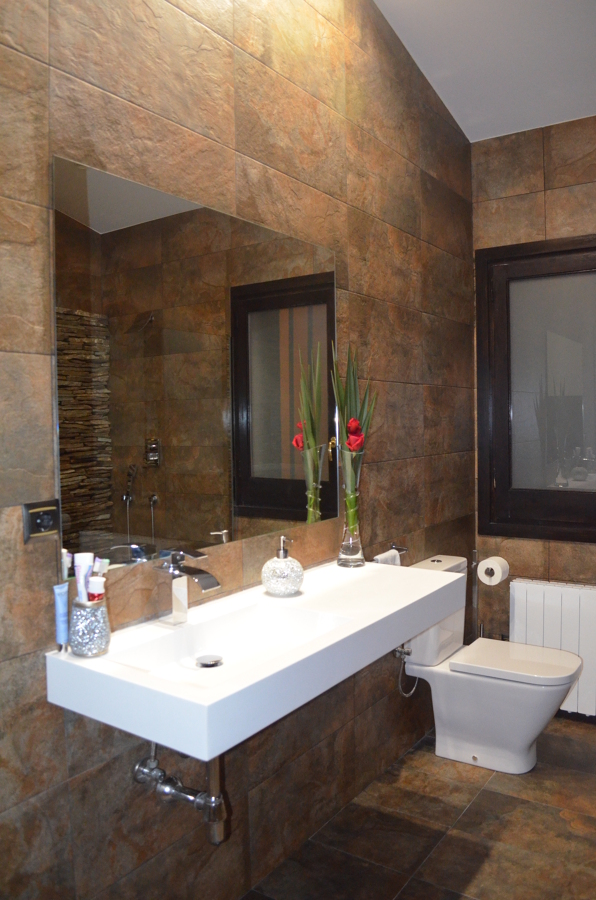 Lavamanos suspendido