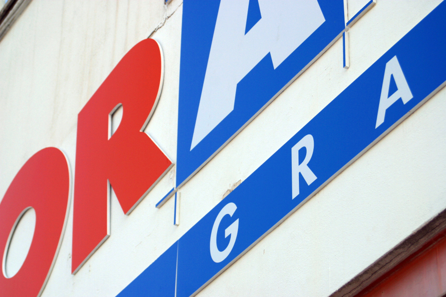 Letras recortadas en PVC 10 mm frontales laminados