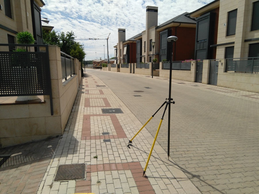 Levantamiento topográfico para construcción de obra nueva.