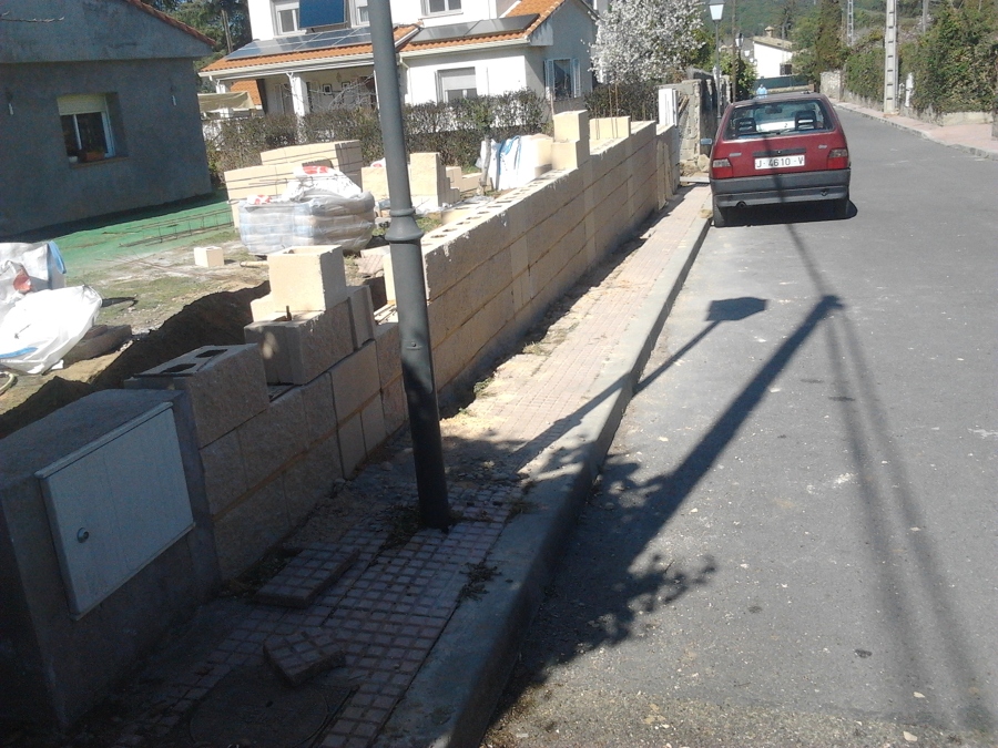 levantar muro bloques