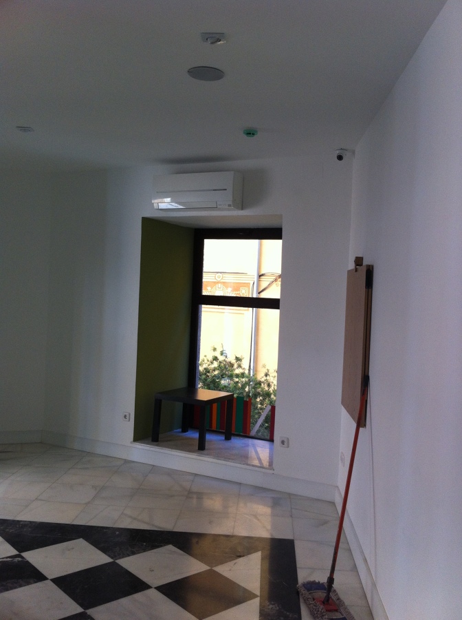 LIBRERÍA -CAFETERIA EN EL CENTRO DE MADRID