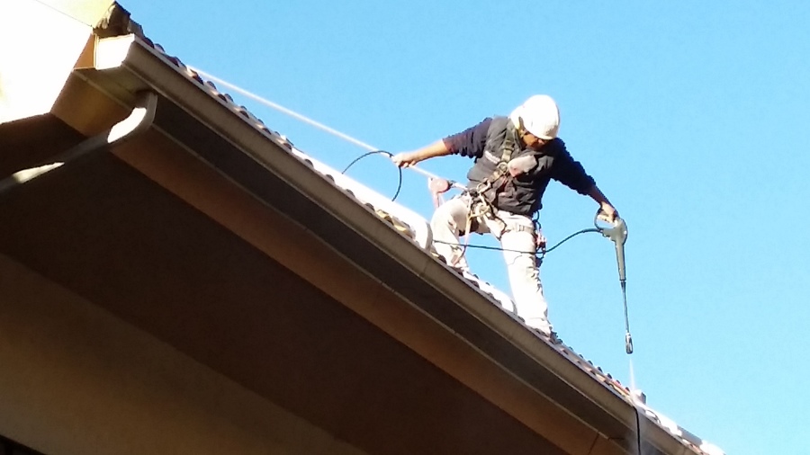 LIMPIEZA DE CANALONES