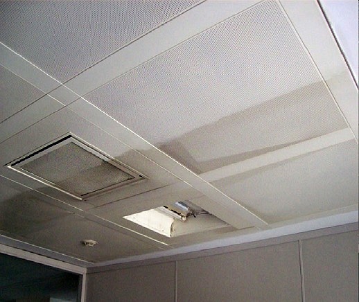 Limpieza de placas acústicas