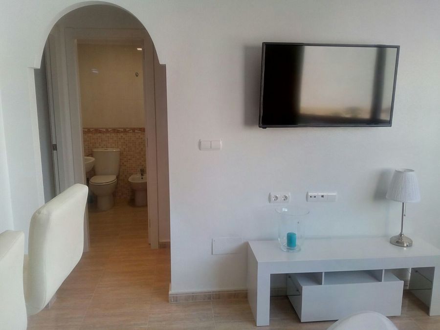 Limpieza de vivienda y trabajos de pintura