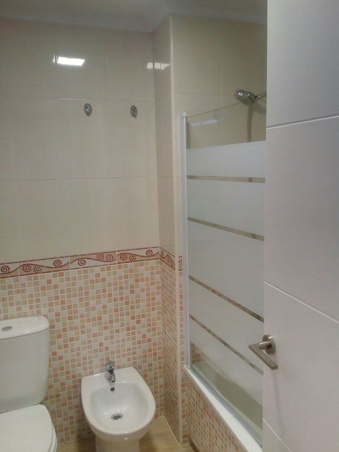 Limpieza de vivienda y trabajos de pintura