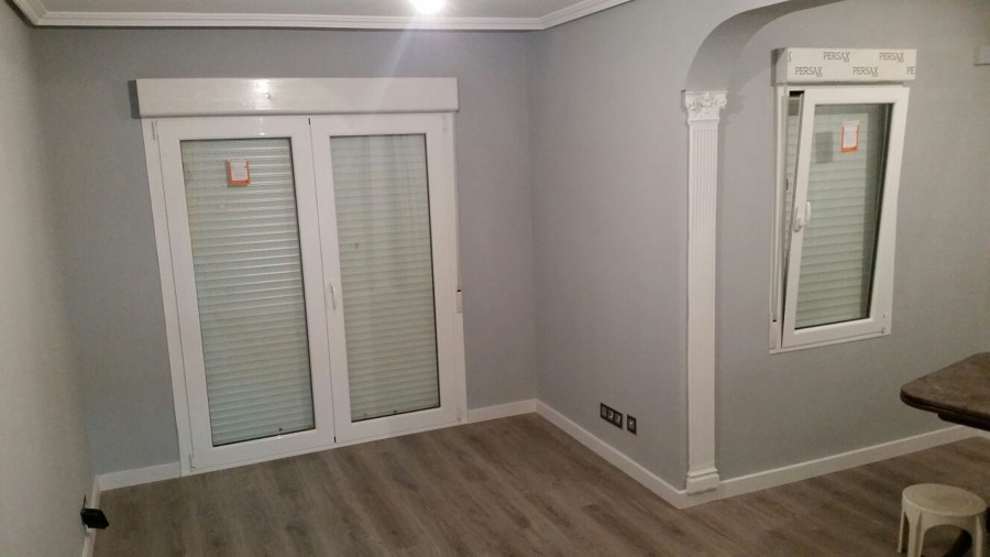 LISO SOBRE PAREDES Y TECHOS QUE ESTABAN DE GOTELE