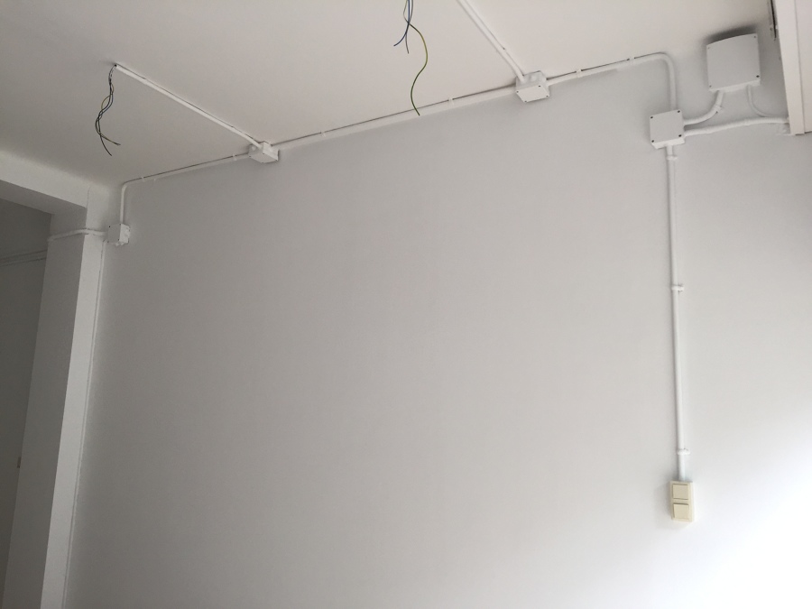 Local comercial blanco mate lavable