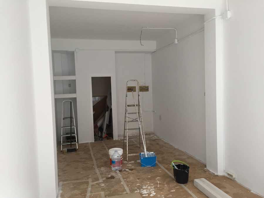 Local comercial blanco mate lavable