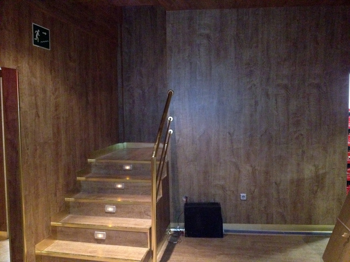 LOCAL HOME BURGUER BAR C/ CURZ