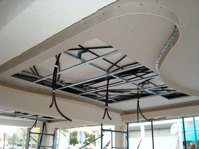 LOCAL OMYGOOD CAN PASTILLA