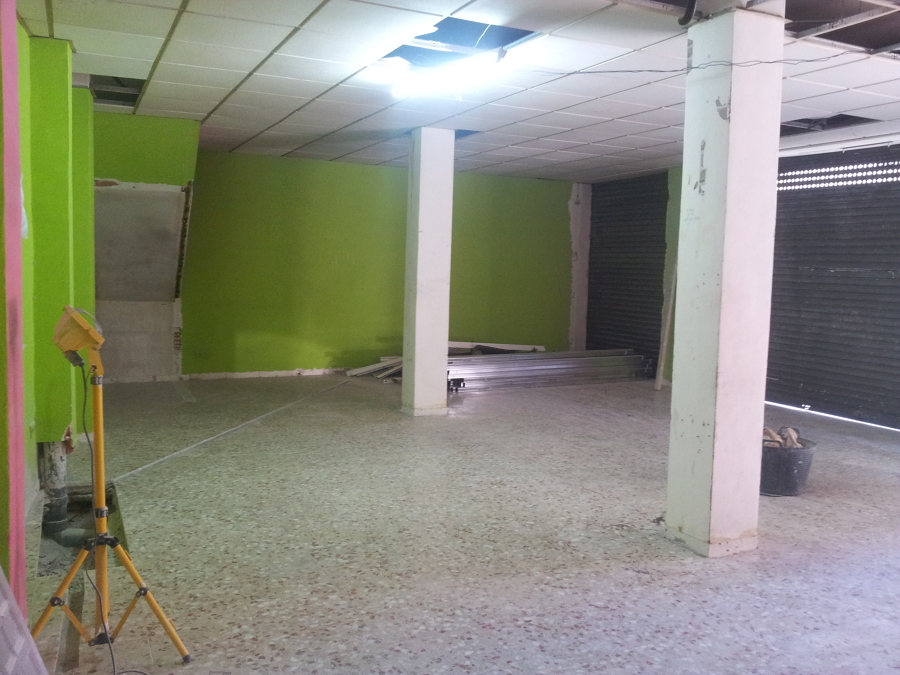 Local inicial diáfano