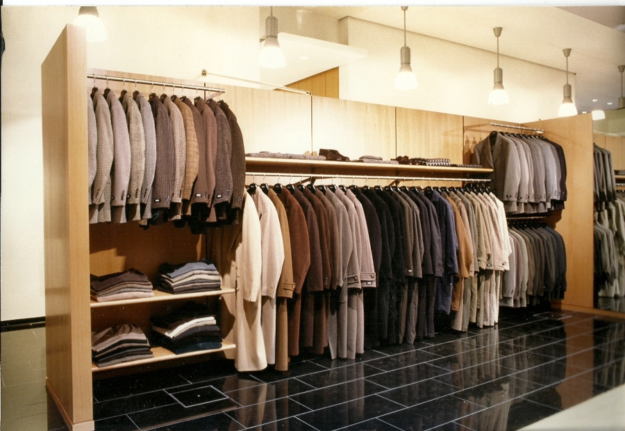 Locales Comerciales Hugo Boss