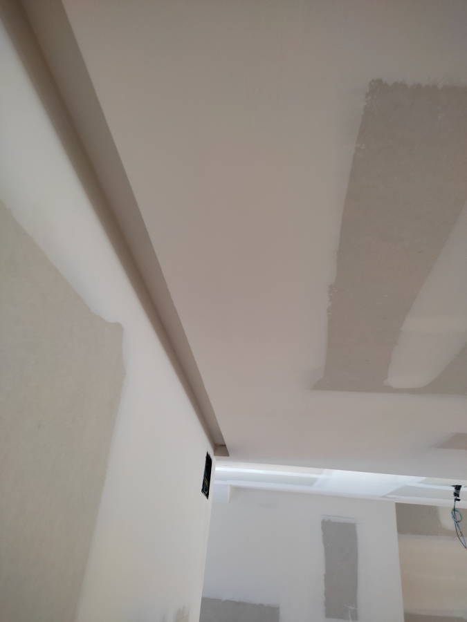 Luz indirecta en salón