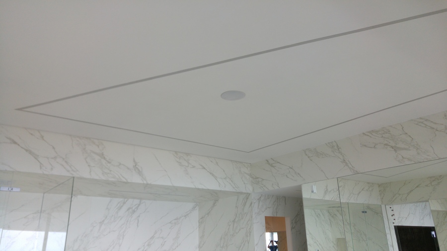 LUZ LED TECHO SPA GYM