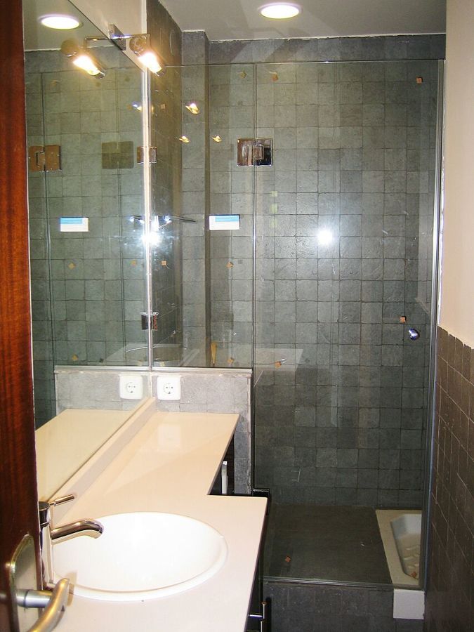 Mampara a medida con bisagras