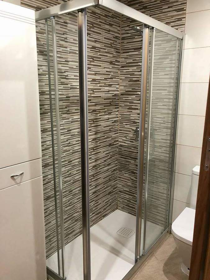 MAMPARA BAÑO PEQUEÑO