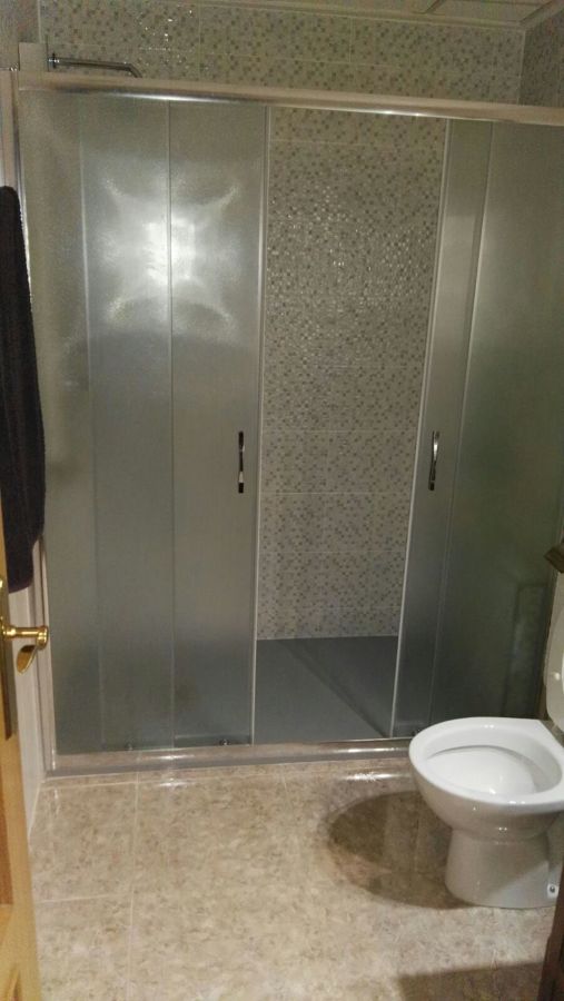 mampara doble hoja en cristal seguridad 6mm