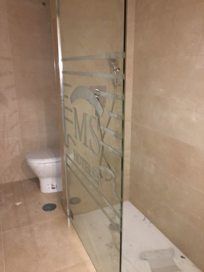 Mampara Spartic en Hotel MS Amaragua