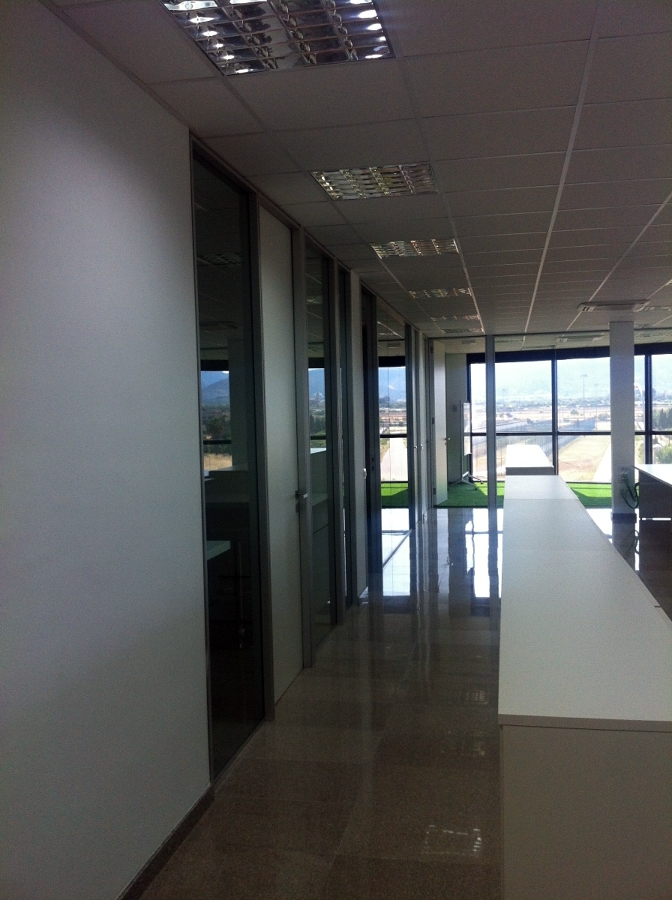 MAMPARAS TÉCNICAS DESMONTABLES