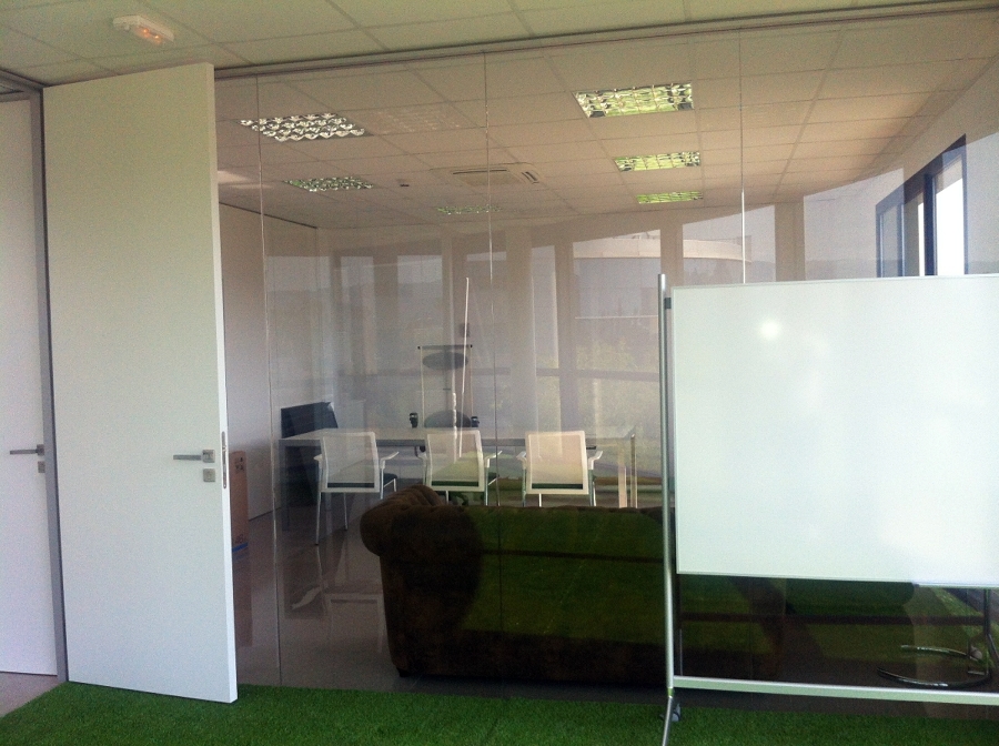 MAMPARAS TÉCNICAS DESMONTABLES