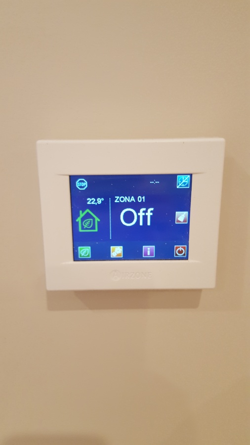 MANDO GENERAL DE AIRE ACONDICIONADO CON SISTEMA AIRZONE