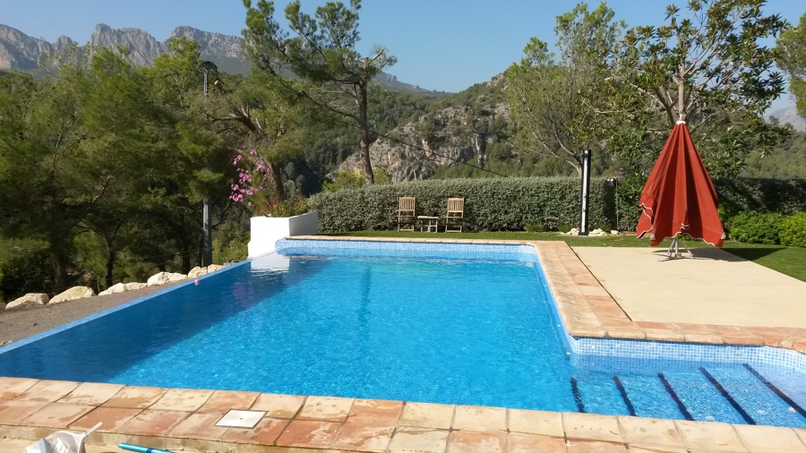 Mantenimiento de piscina salada