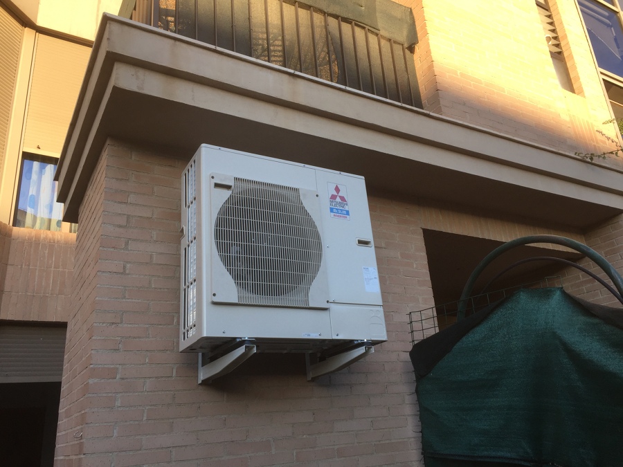 Máquina de conductos. Unidad exterior