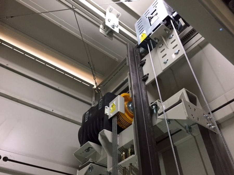 MAQUINA ECOLÓGICA DE BAJO CONSUMO