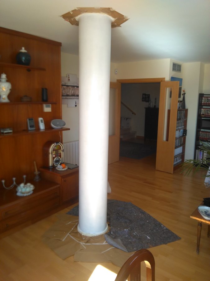 Marmoleado de columna de hormigón