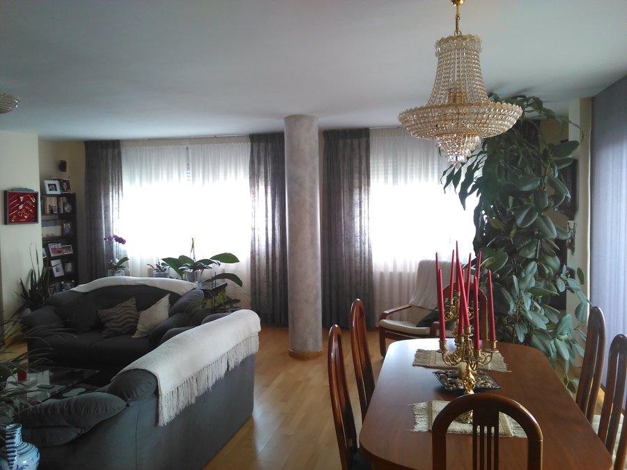 Marmoleado de columna de hormigón