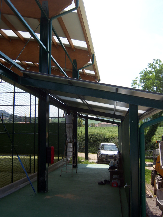 Marquesina cubierta pistas de padel