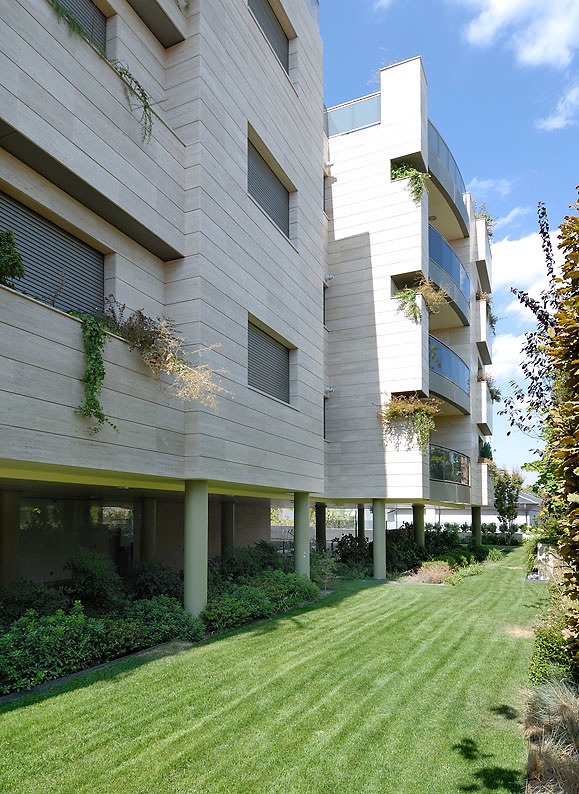 MATEO INURRIA - Construcción de 11 viviendas en altura