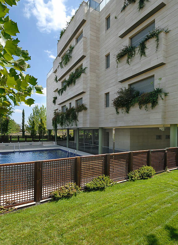 MATEO INURRIA - Construcción de 11 viviendas en altura