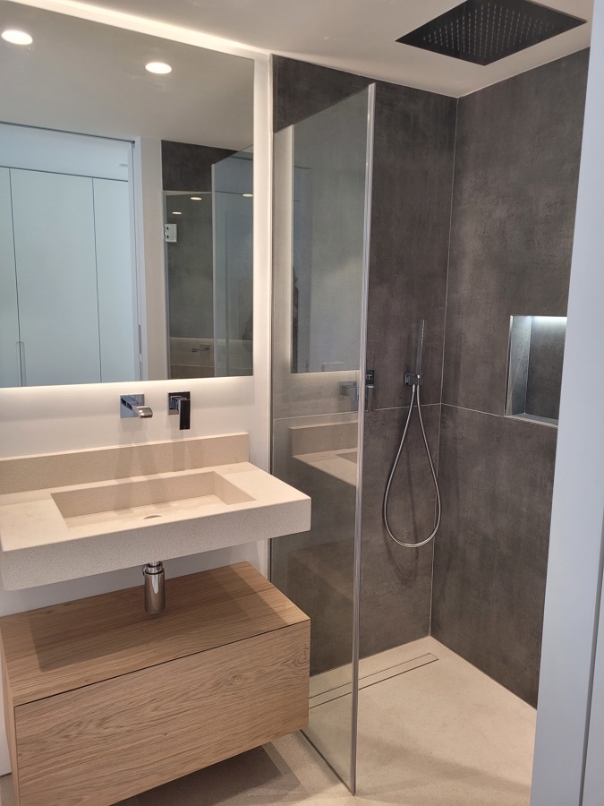 MAXIMA ILUMINACION EN BAÑOS