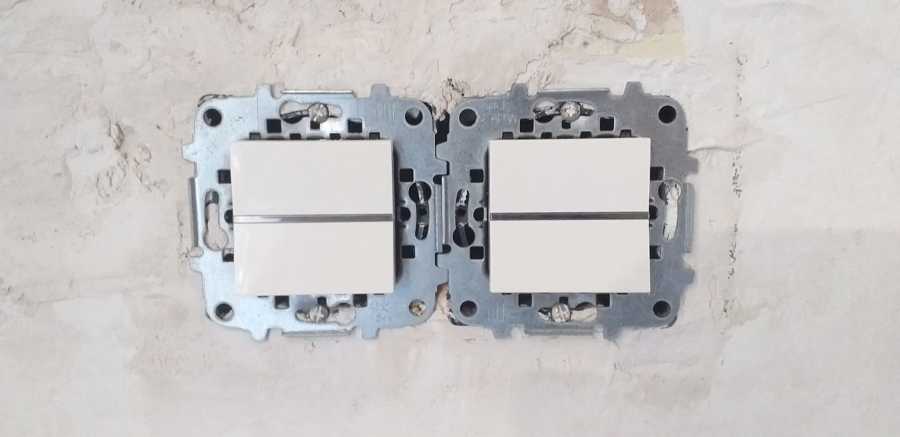 Mecanismos Niessen Zennit blanco