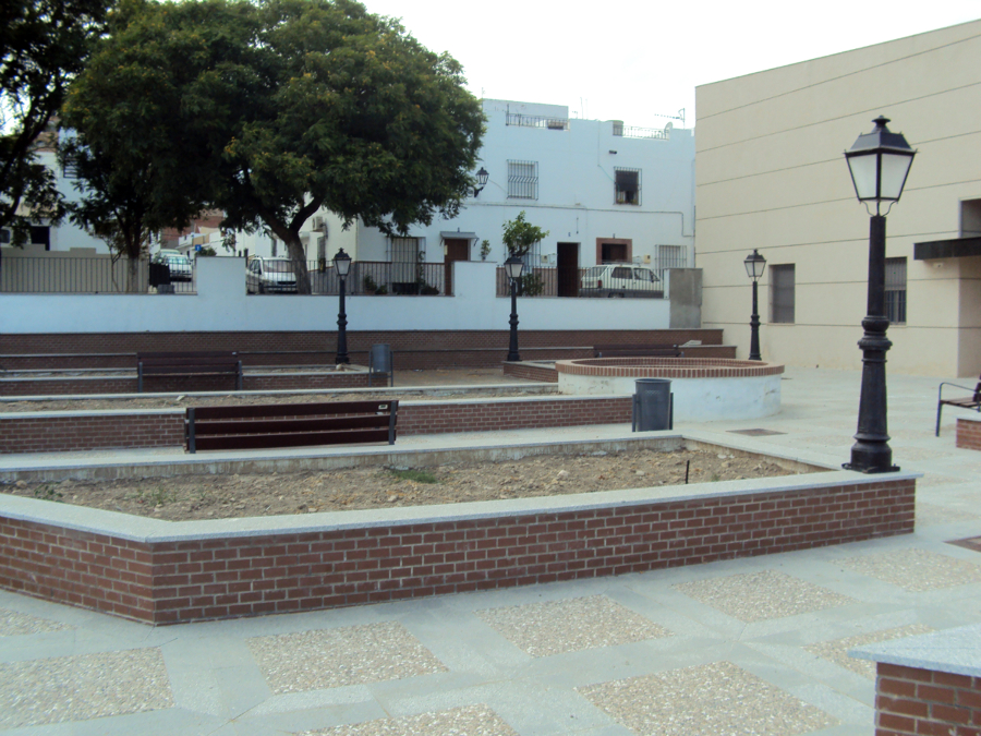 Mejora y acondicionamiento entorno Residencia de Ancianos ESPERA