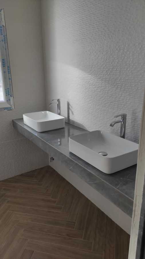 MESA DE OBRA PARA 2 LAVABOS