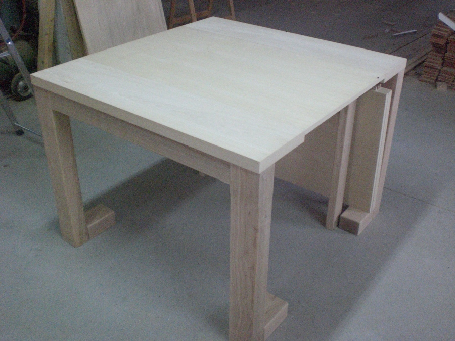 Mesa desplegable, un módulo.