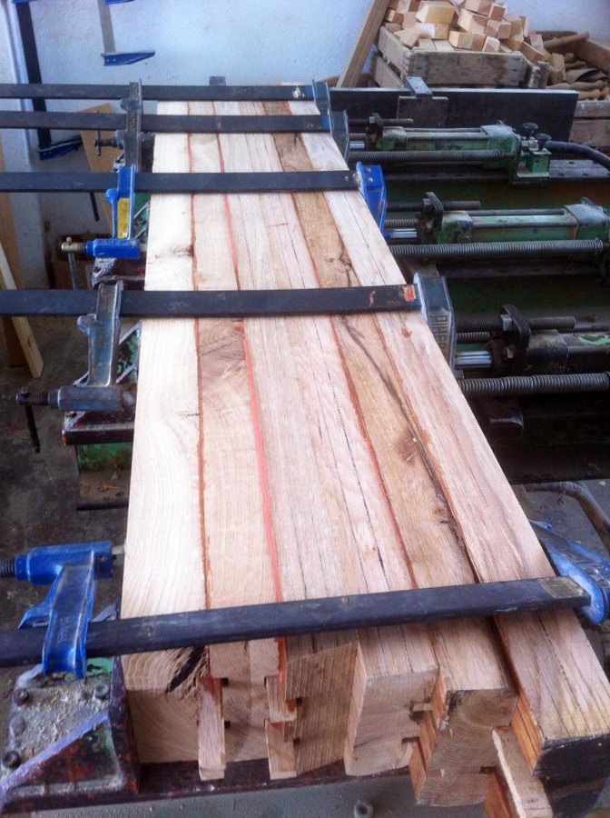 Mesa maciza en madera de roble