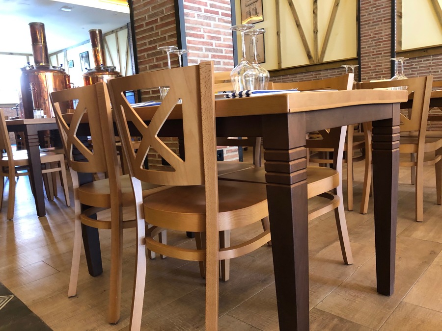 Mesa y sillas para Restaurante