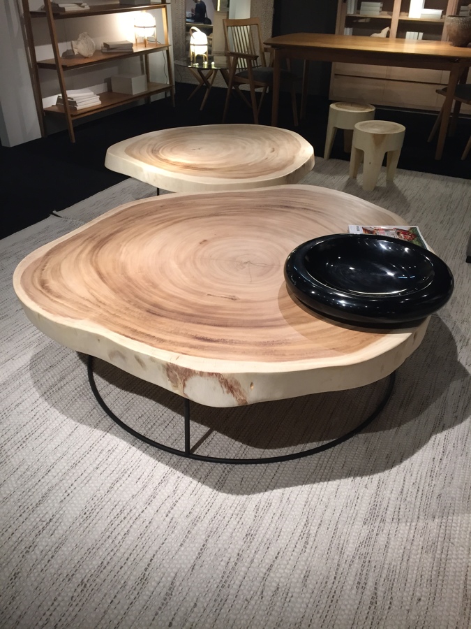 Mesas BOGONGO, madera suar.