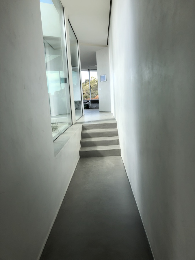 MICROCEMENTO EN PAREDES SUELO Y ESCALERAS