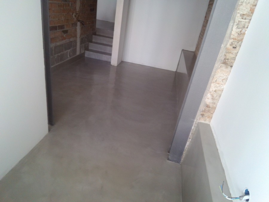 MICROCEMENTO SUELOS ZACALOS Y ESCALERA