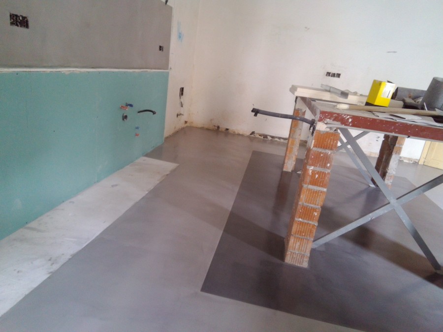 MICROCEMENTOS SUELO COCINA