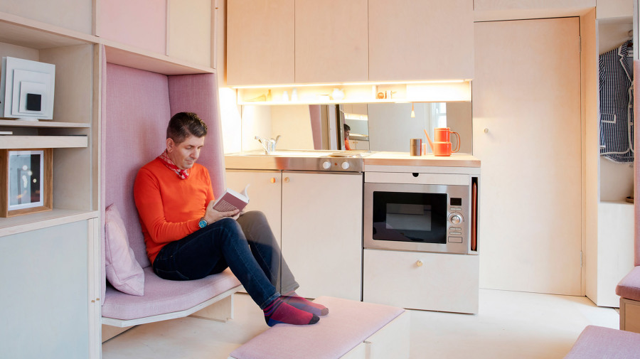 Mini salón de madera