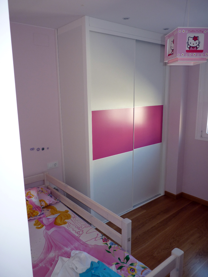 Armario infantil de niña