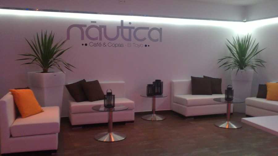 Mobiliario Interior Discoteca