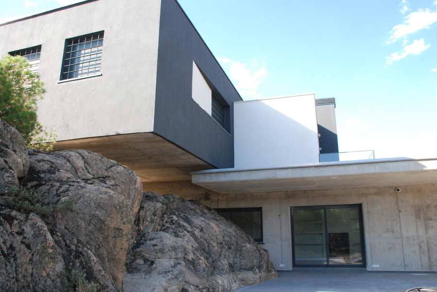 módulos y cancho de granito