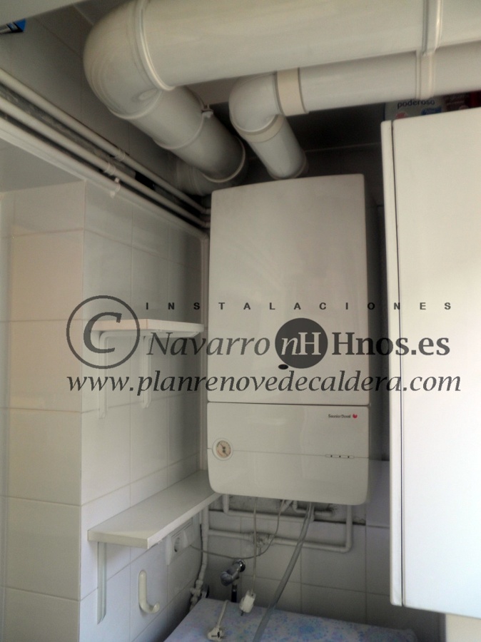 Montaje Caldera Saunier Duval ThemaFast Condens F 30 en Valencia